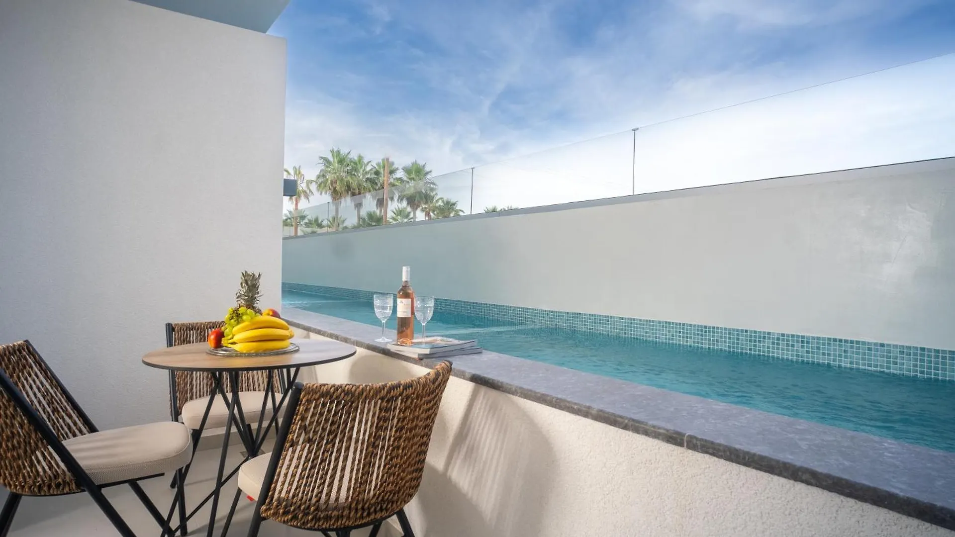 Luminous Luxury Living Aparthotel Kallithea  0*, Kallithea (Chalkidiki) Greece