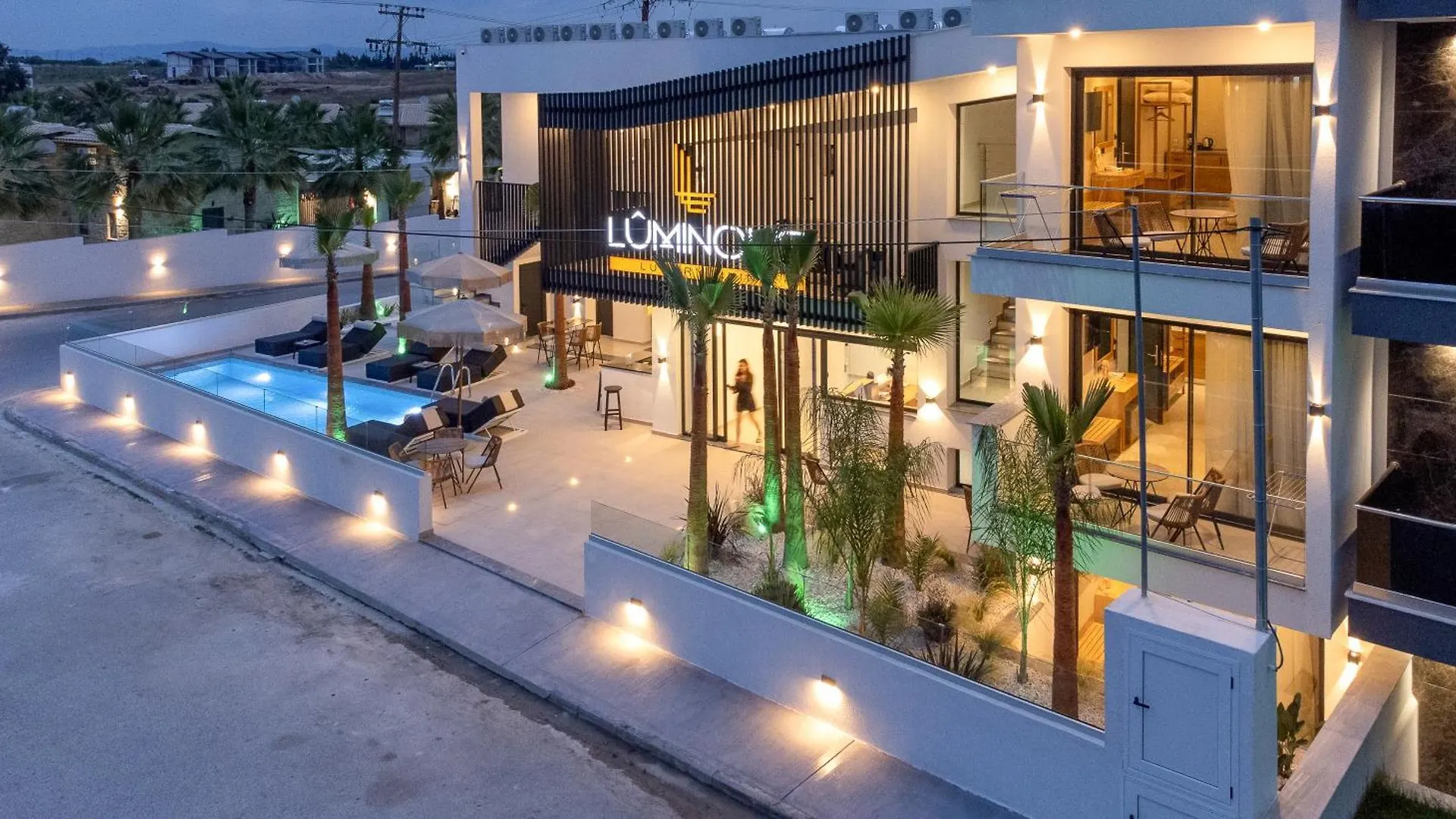 Luminous Luxury Living Aparthotel Kallithea