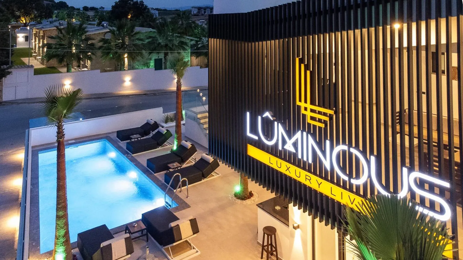 Luminous Luxury Living Aparthotel Kallithea   Kallithea (Chalkidiki)