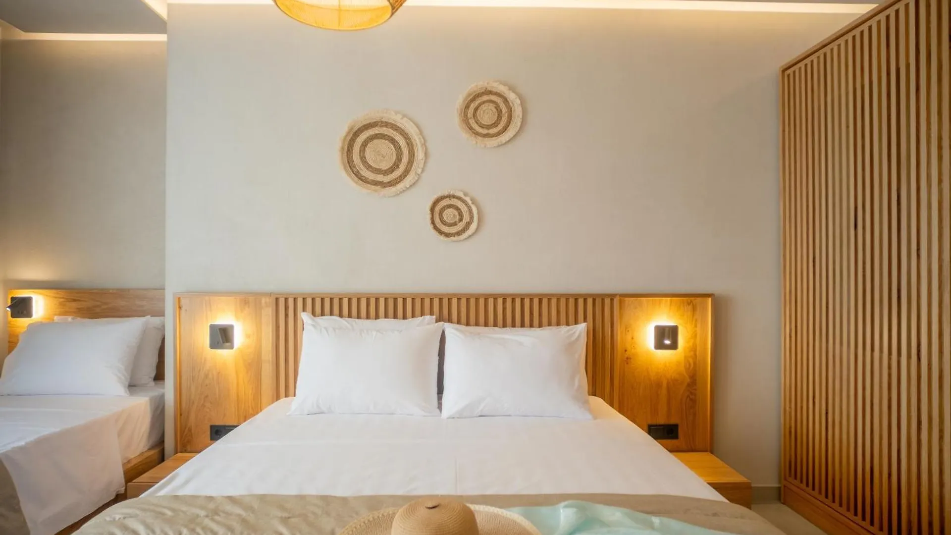 Luminous Luxury Living Aparthotel Kallithea  0*, Kallithea (Chalkidiki)