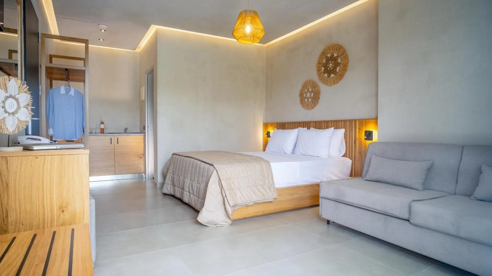 Luminous Luxury Living Aparthotel Kallithea  0*, Kallithea (Chalkidiki)